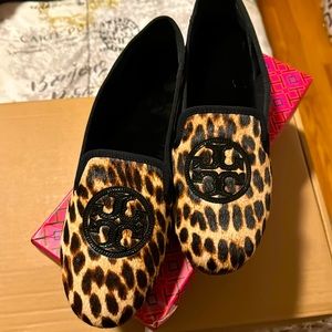NWOT Tory Burch Billy Slipper leopard printed hair calf/ patent leather sz 10